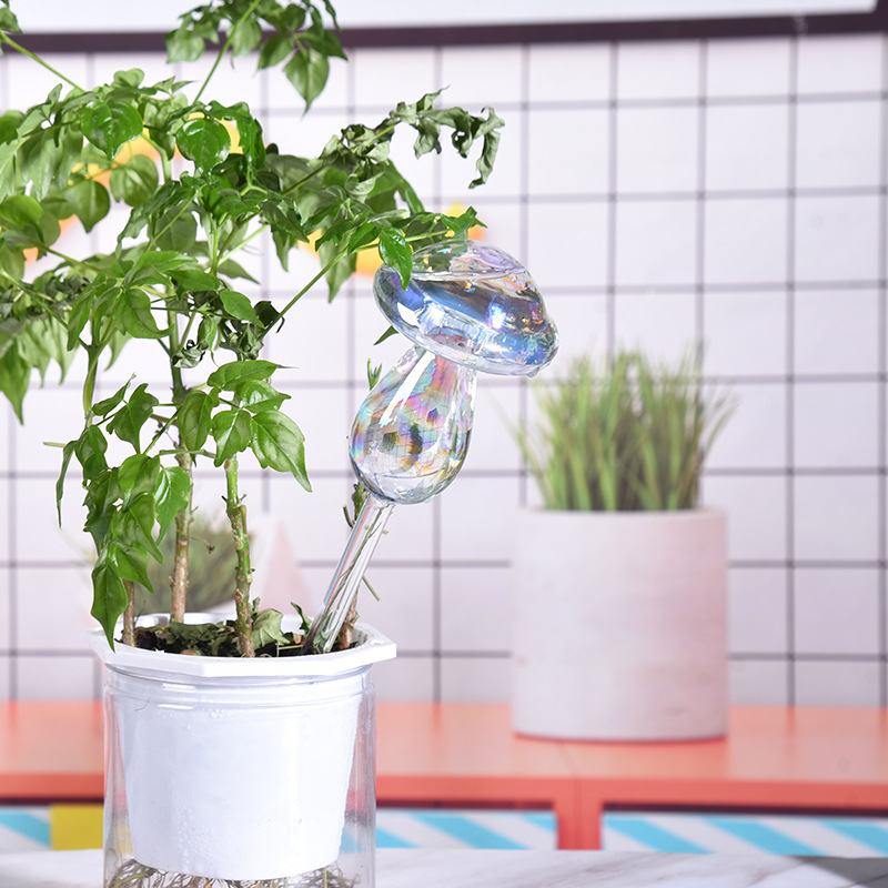 1/2 個ガラスストロー自動植物散水電球自己散水キノコ水装置 - Smart Garden Tower のレビューと価格